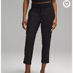 🍋🍋Dance Studio Mid-Rise Cropped Pant